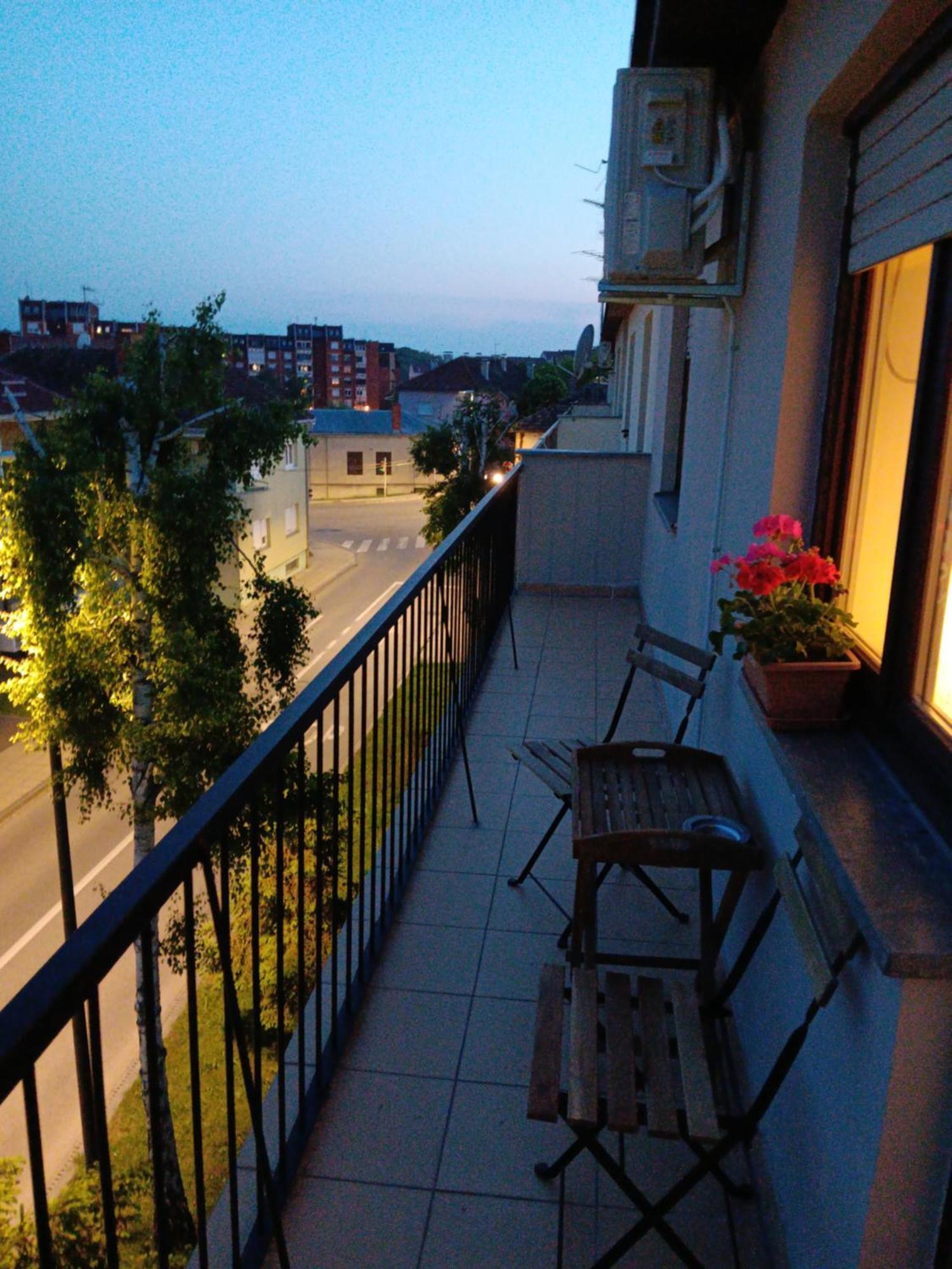 Apartman Dunav Apartment Vukovar Exterior photo